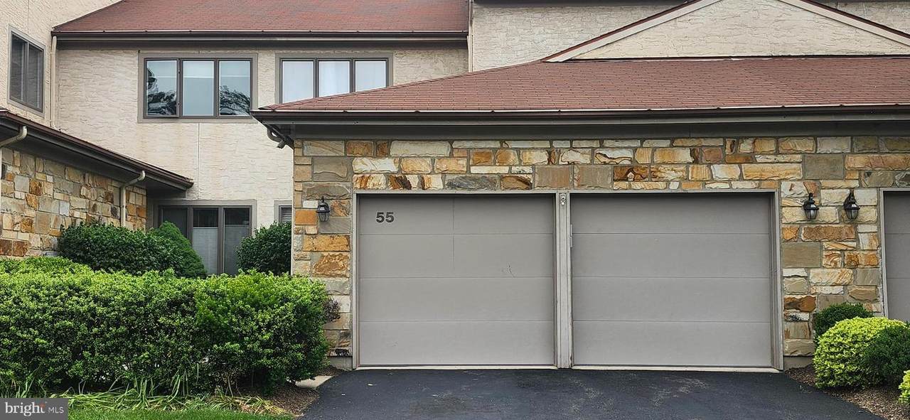 55 Woodmont Drive - Photo 1