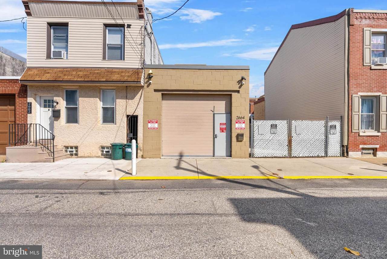 2664 Mercer Street - Photo 1