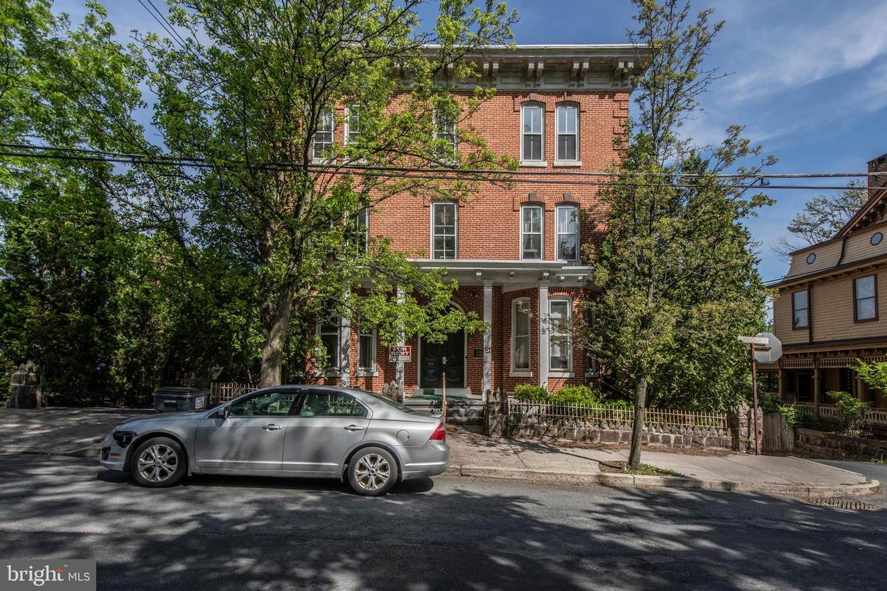900 Mahantongo Street - Photo 1