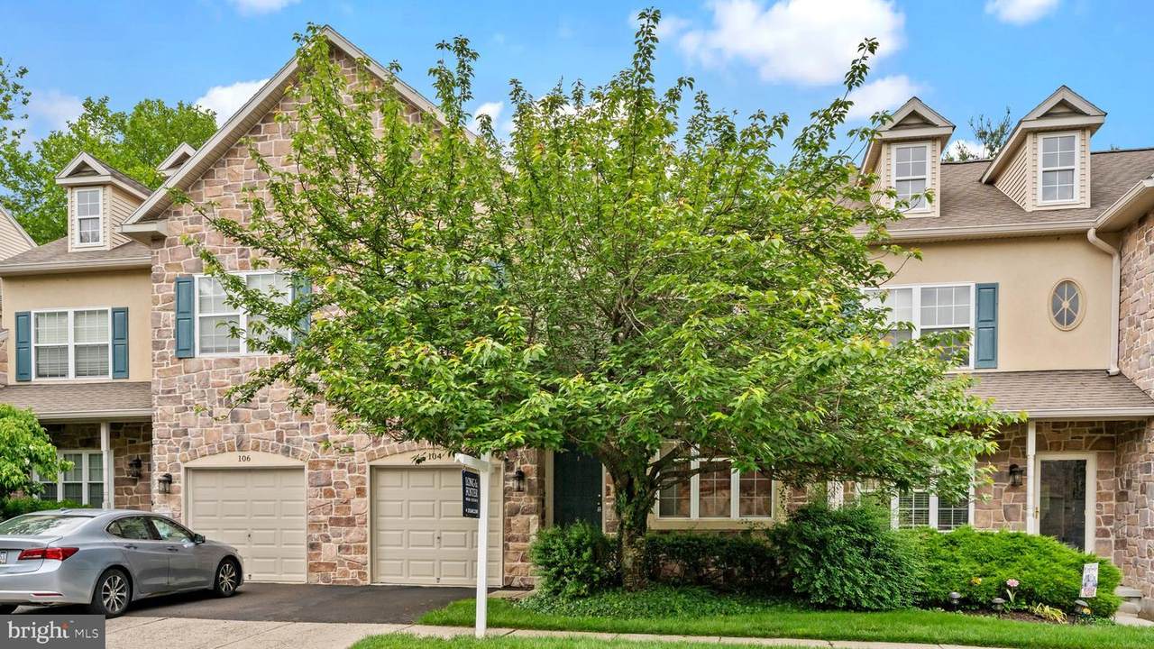 104 Lantern Court - Photo 1