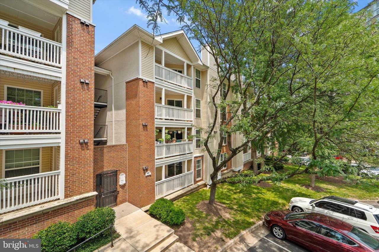 1524 Lincoln Way - Photo 1