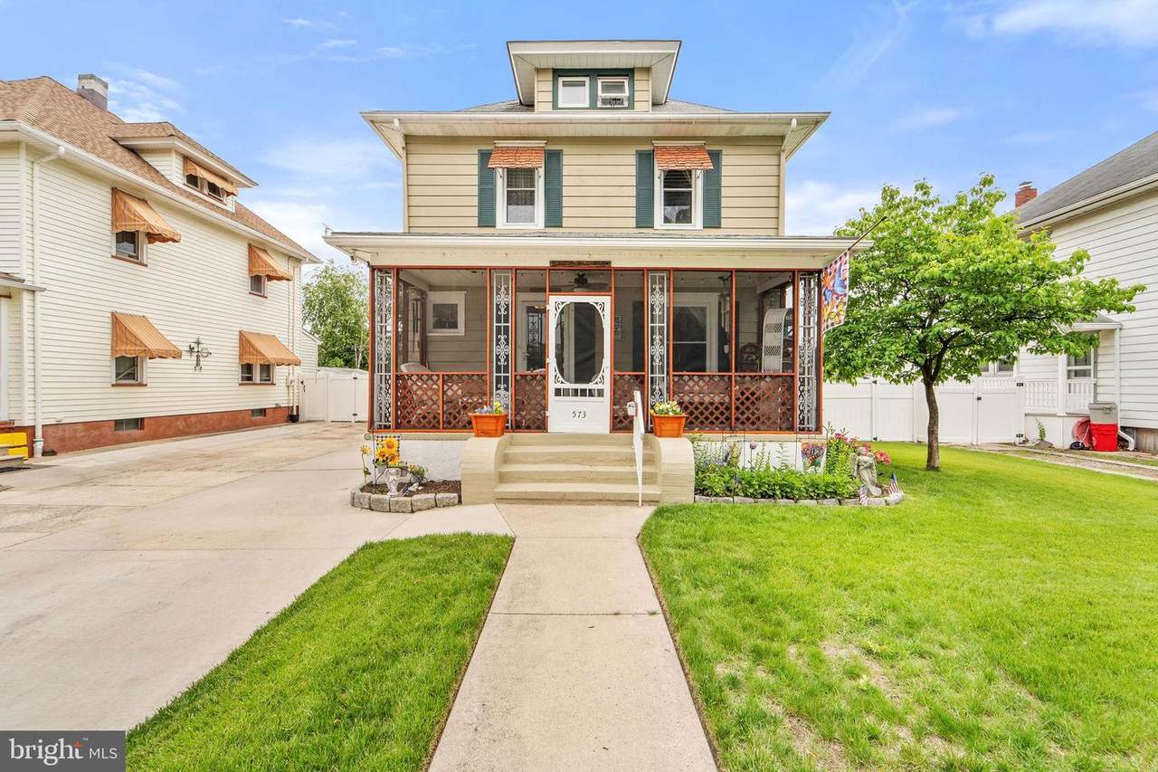 573 Beacon Avenue - Photo 1