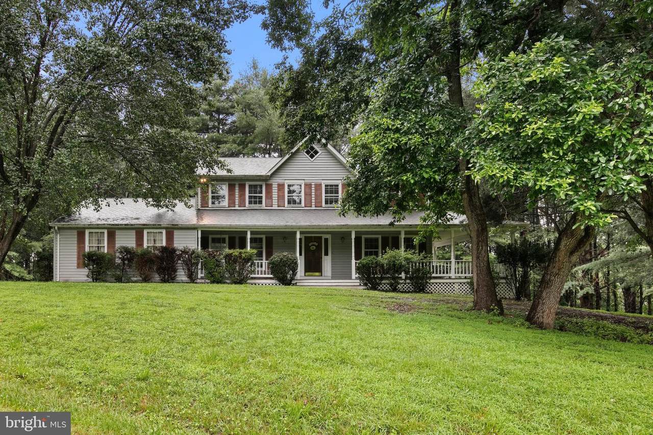 5623 Wilshire Court - Photo 1