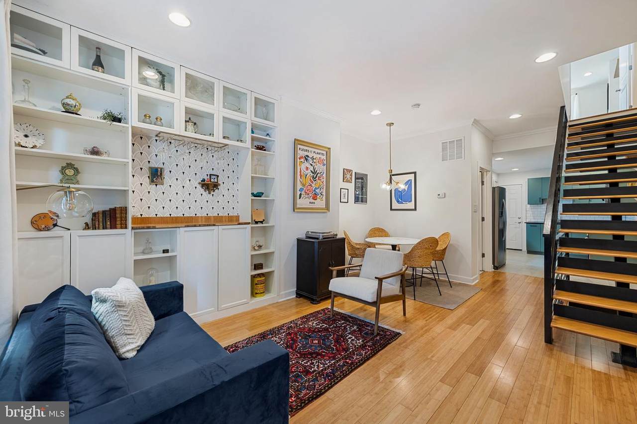 3028 Cambridge Street - Photo 1