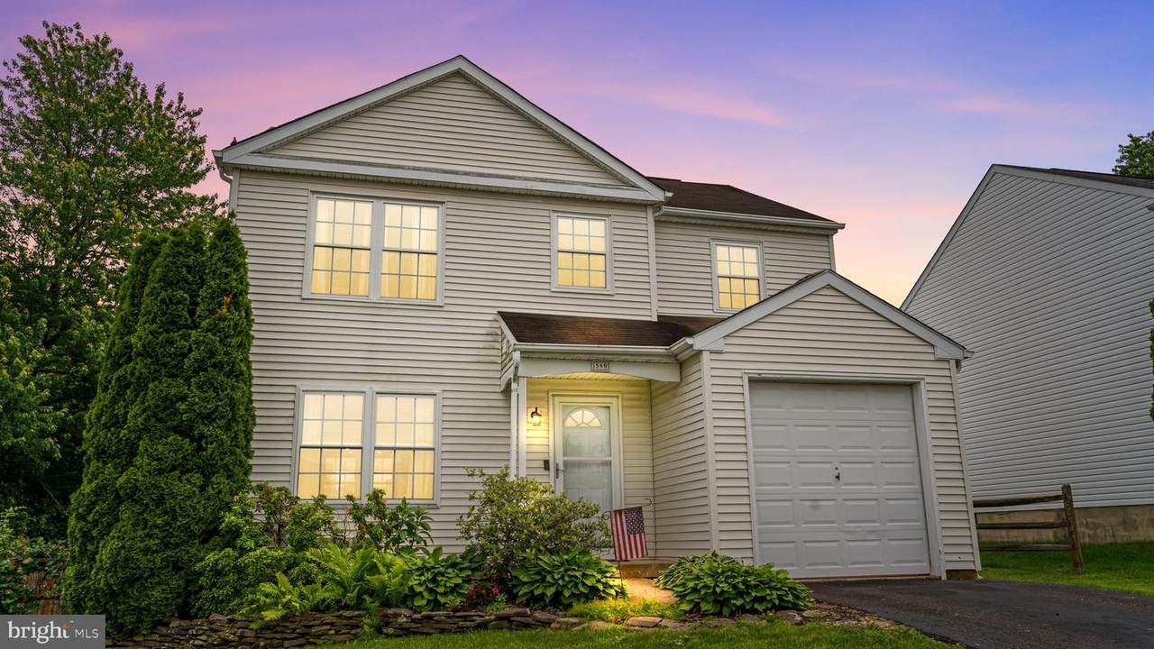 560 Paddock Circle - Photo 1