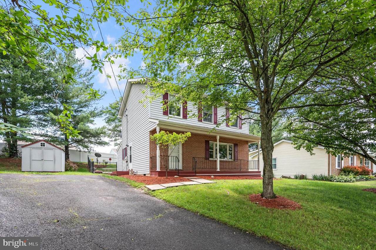 108 Oakmont Circle - Photo 1