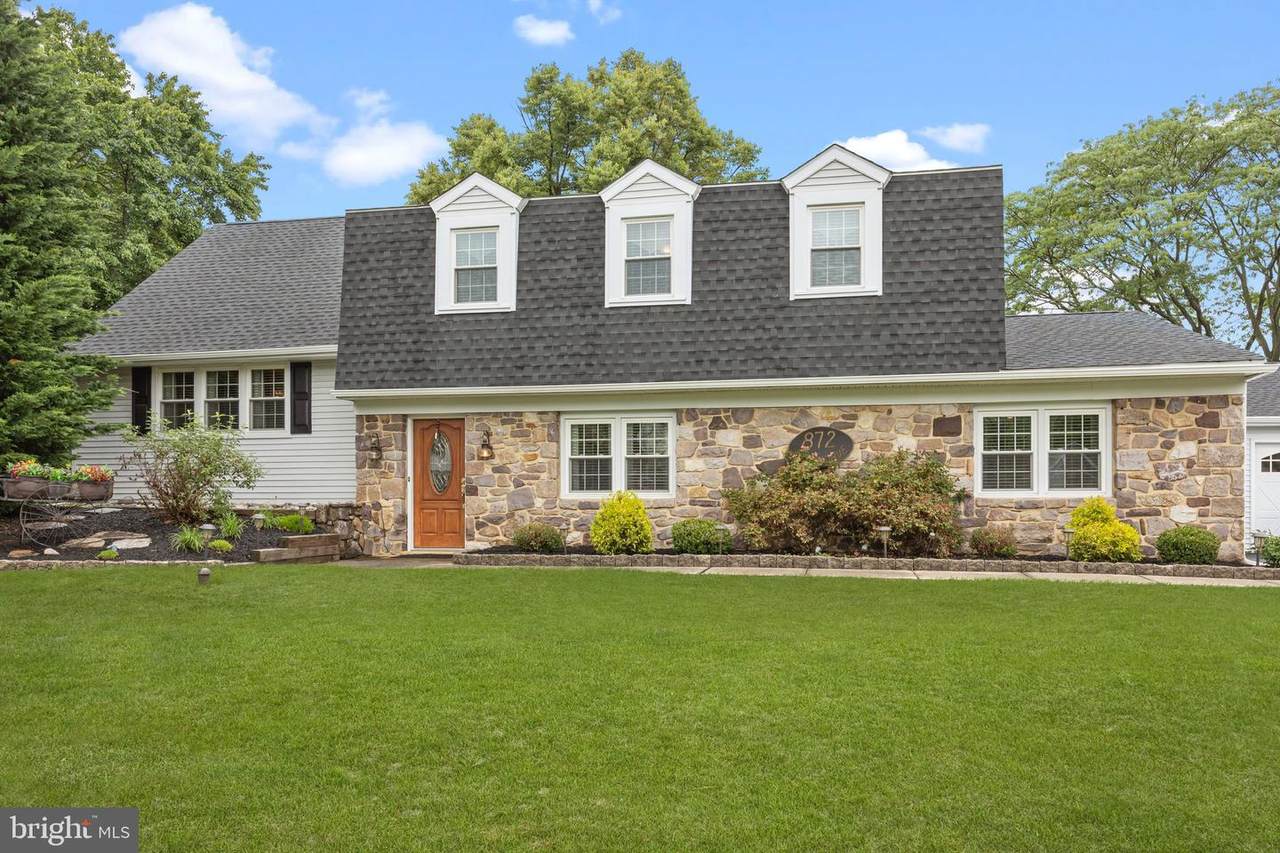 872 Kilby Drive - Photo 1