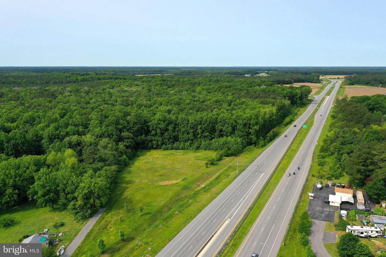 Worcester Highway - Photo 1
