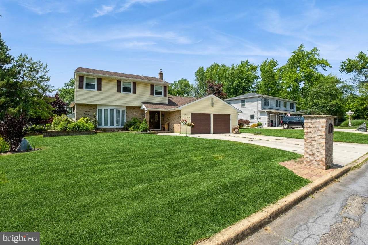 525 Hanover Avenue - Photo 1