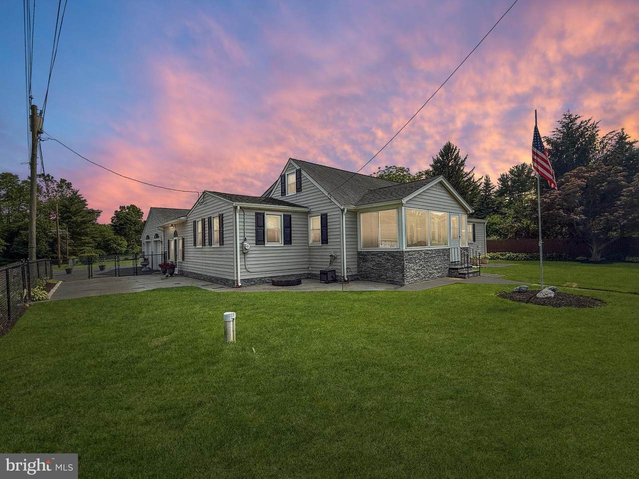4 Albert Avenue - Photo 1