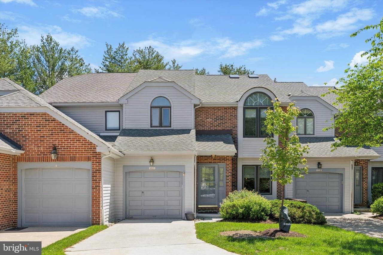 9211 Eagleview Drive - Photo 1