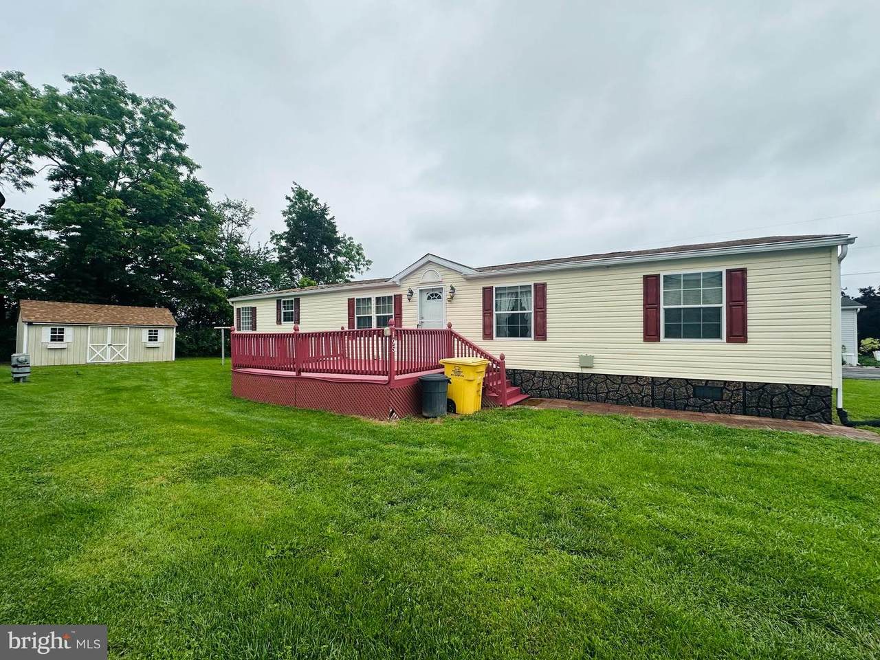 195 Patricks Court - Photo 1