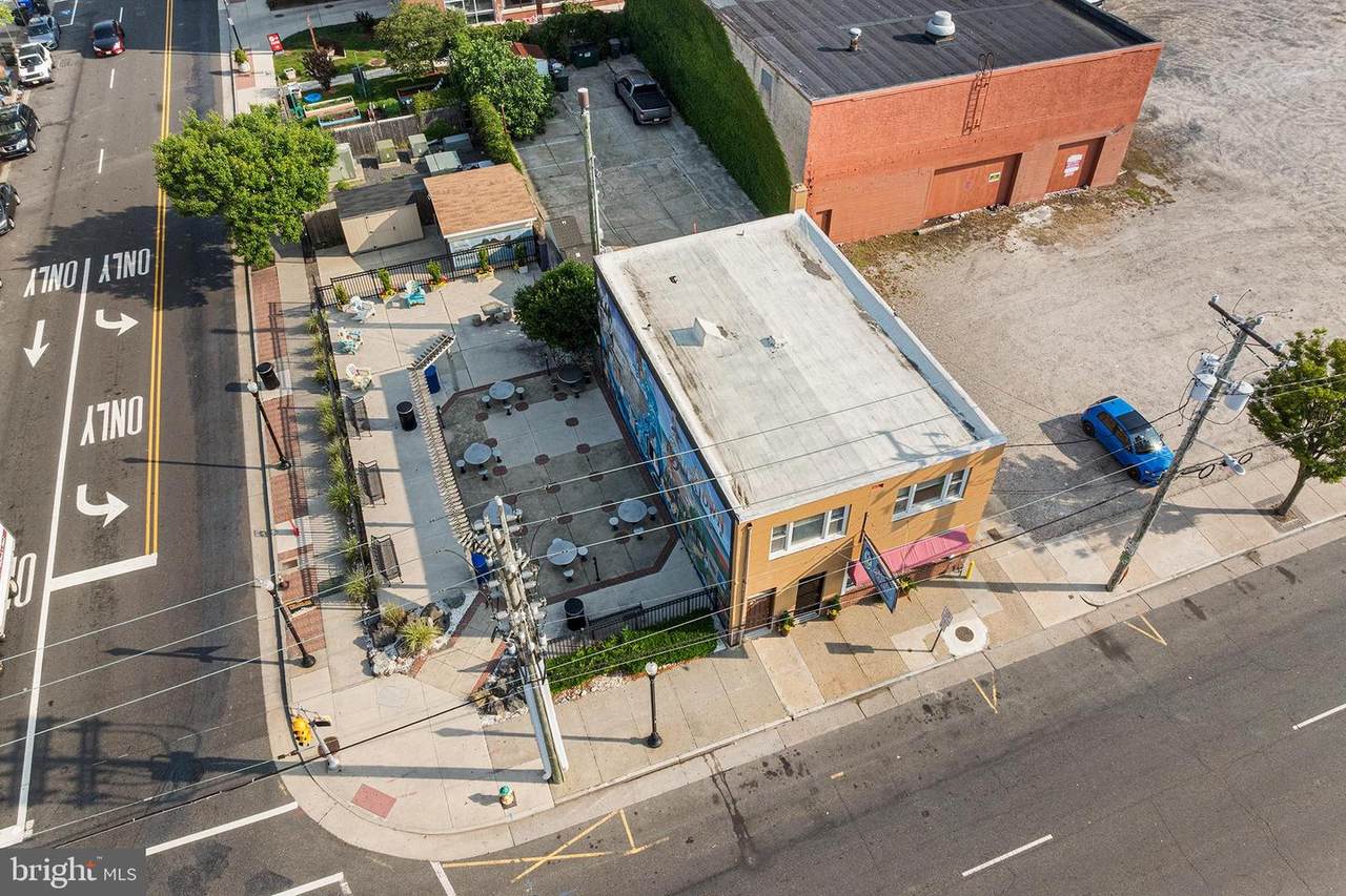 2243 Arctic Avenue - Photo 1