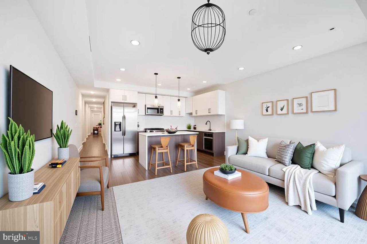 525 Kennedy Street - Photo 1