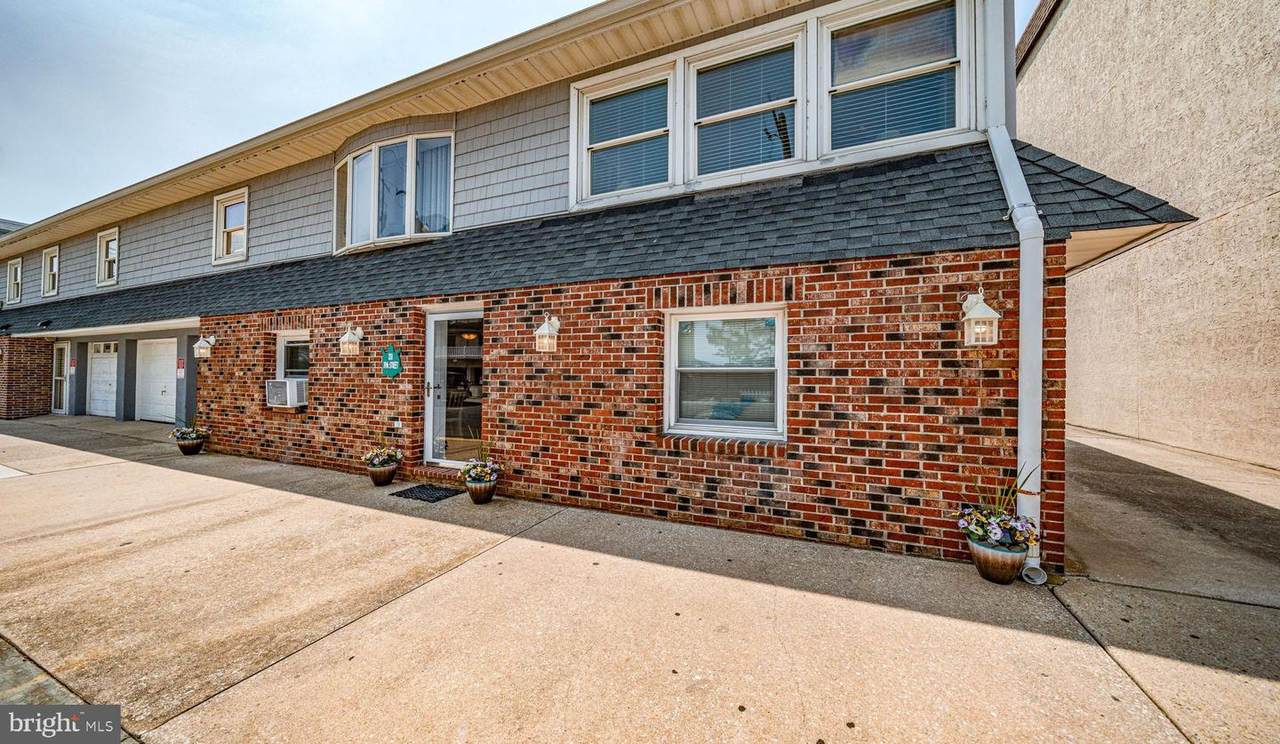 23 39TH Street - Photo 1