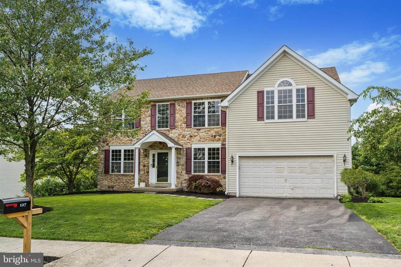 127 Watch Hill Road - Photo 1