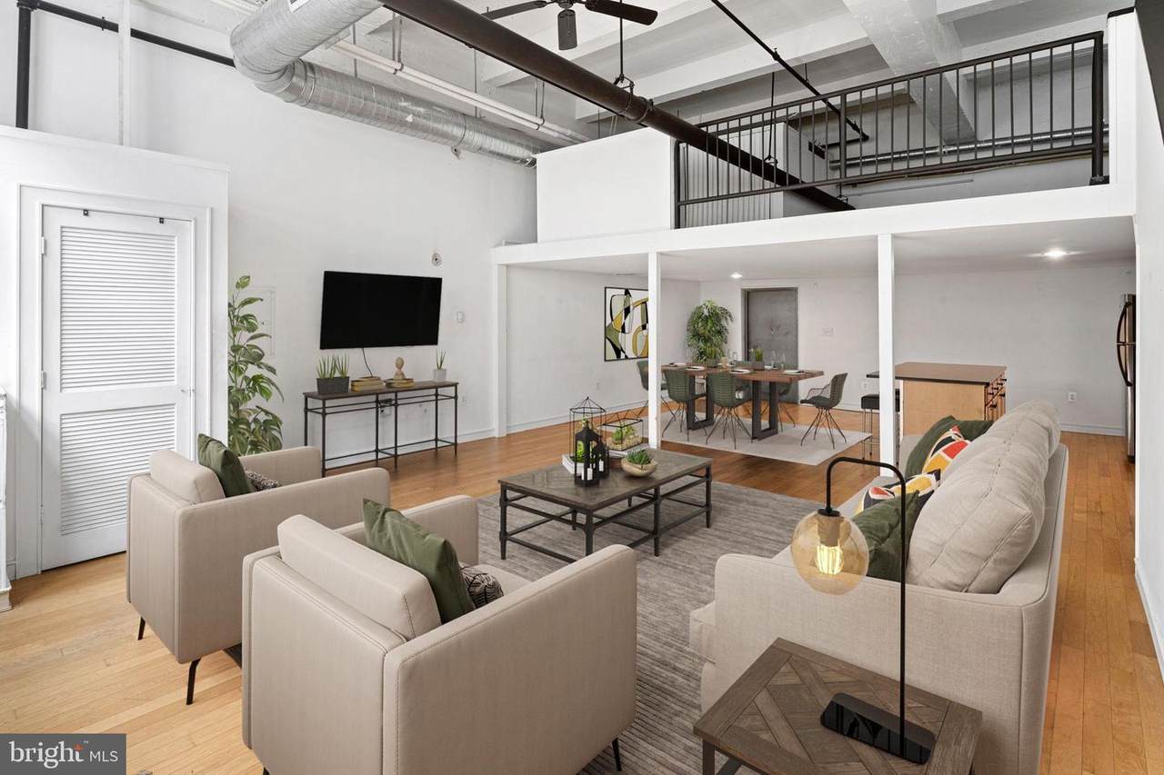 810 Hancock Street - Photo 1