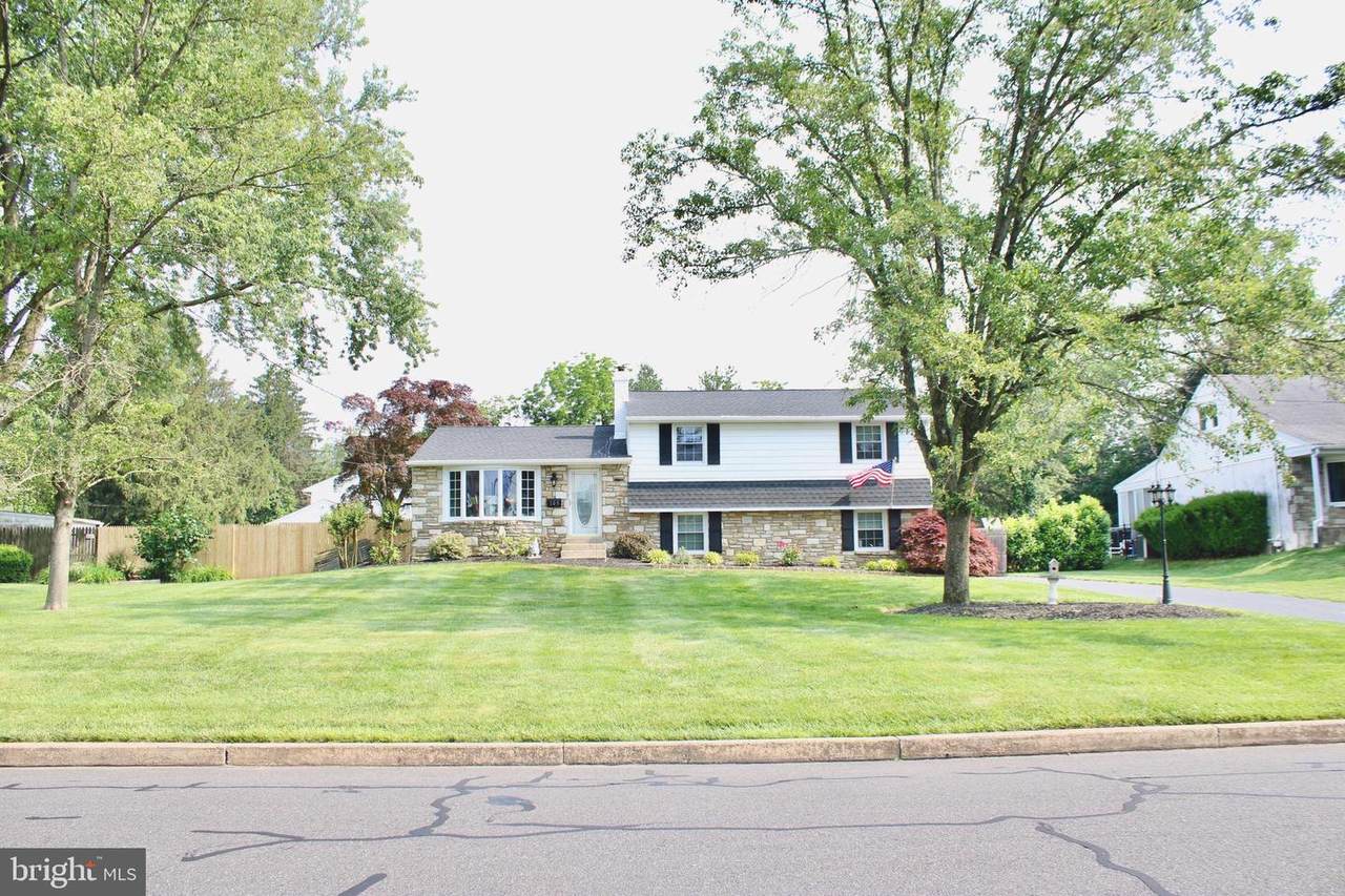 105 Highland Avenue - Photo 1