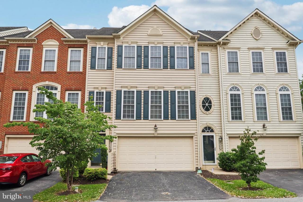 3302 Ellington Lane - Photo 1