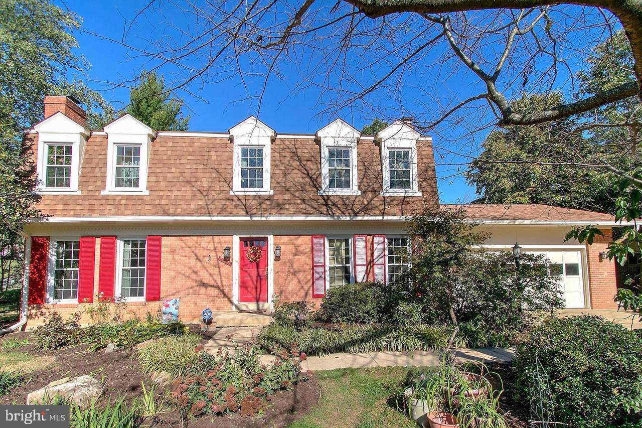2001 Friendship Lane - Photo 1