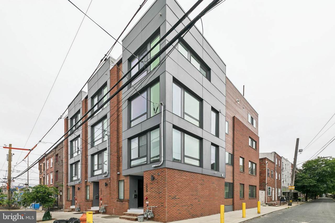 1020 8TH Street - Photo 1