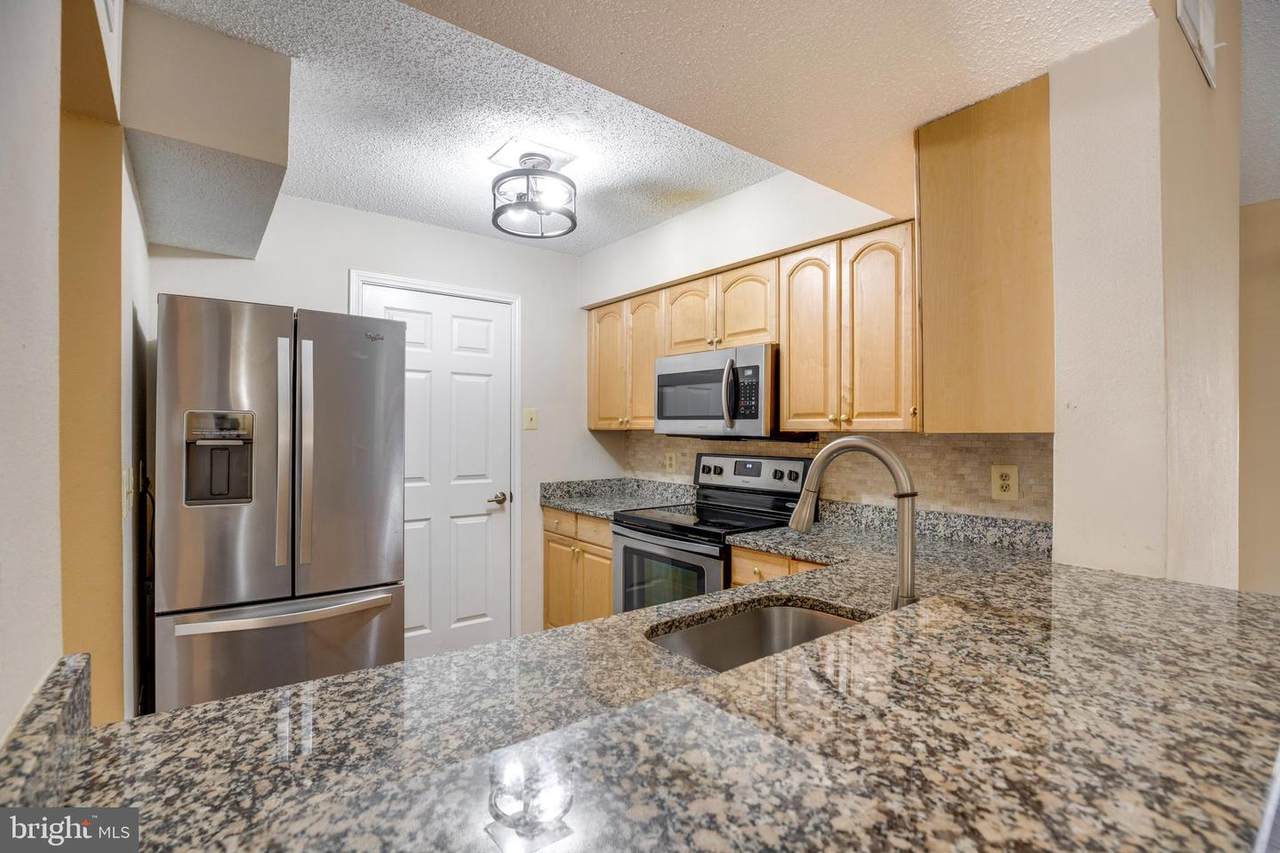 1543 Lincoln Way - Photo 1