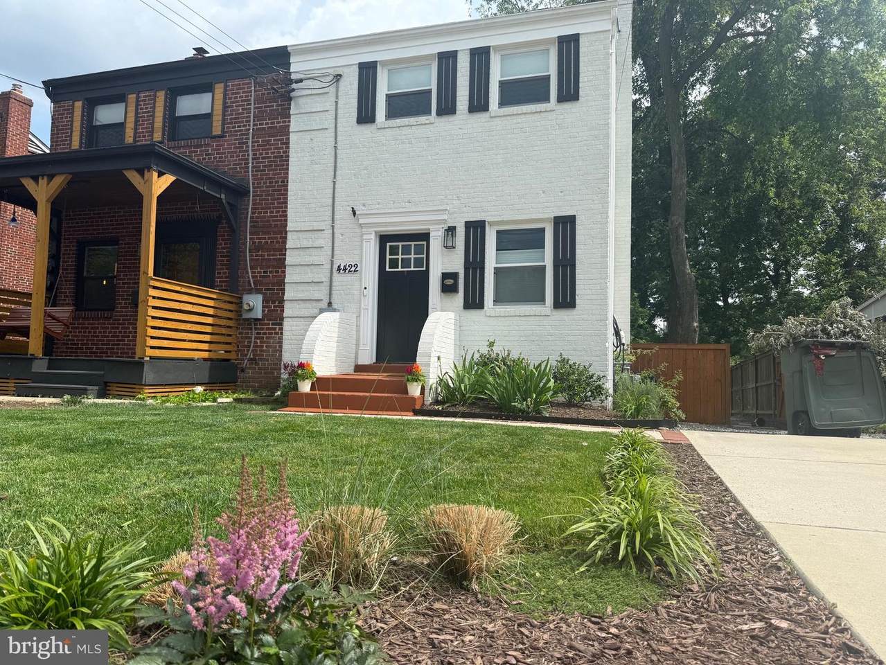 4422 Vermont Avenue - Photo 1