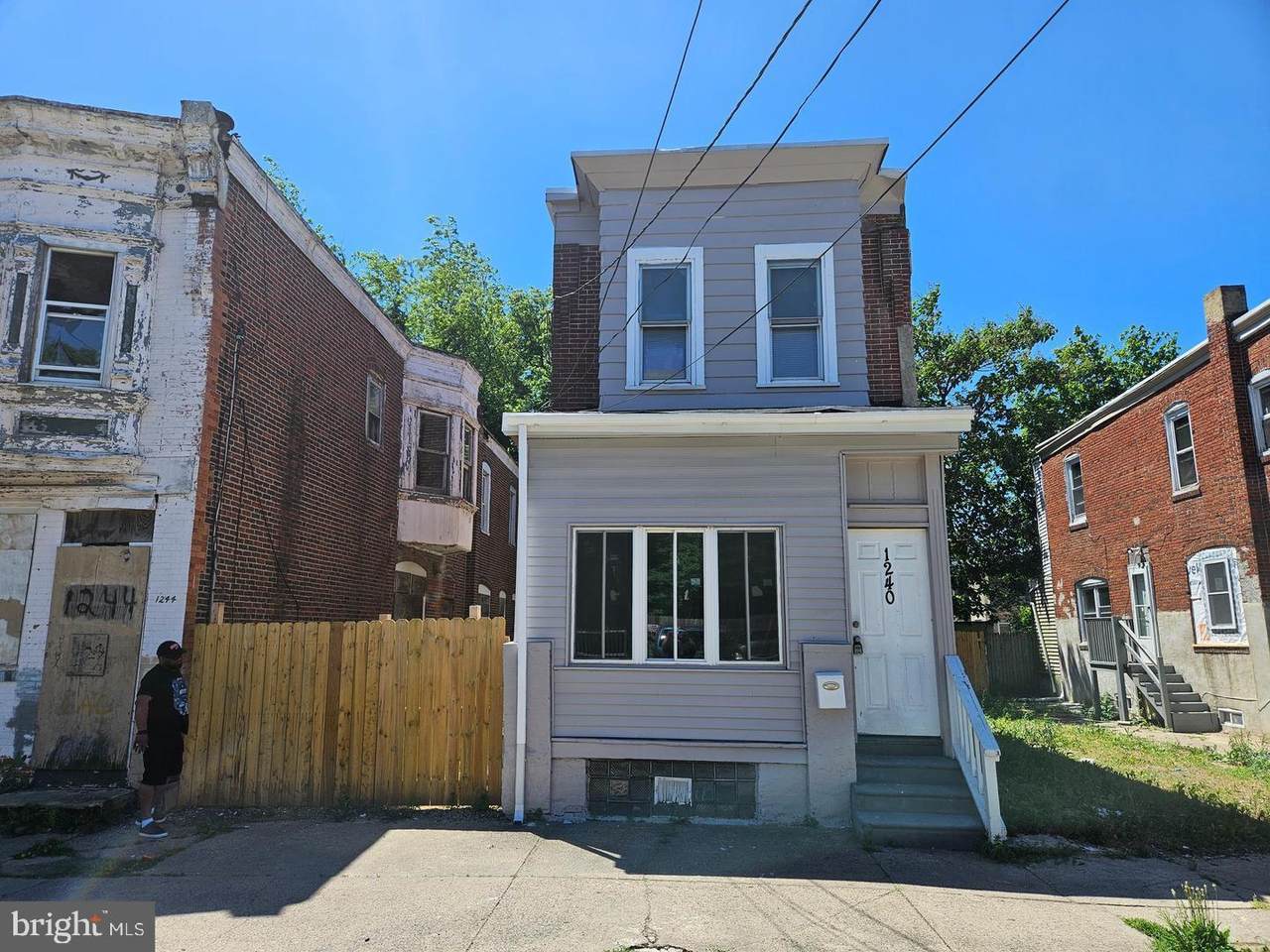 1240 Chase Street Street - Photo 1