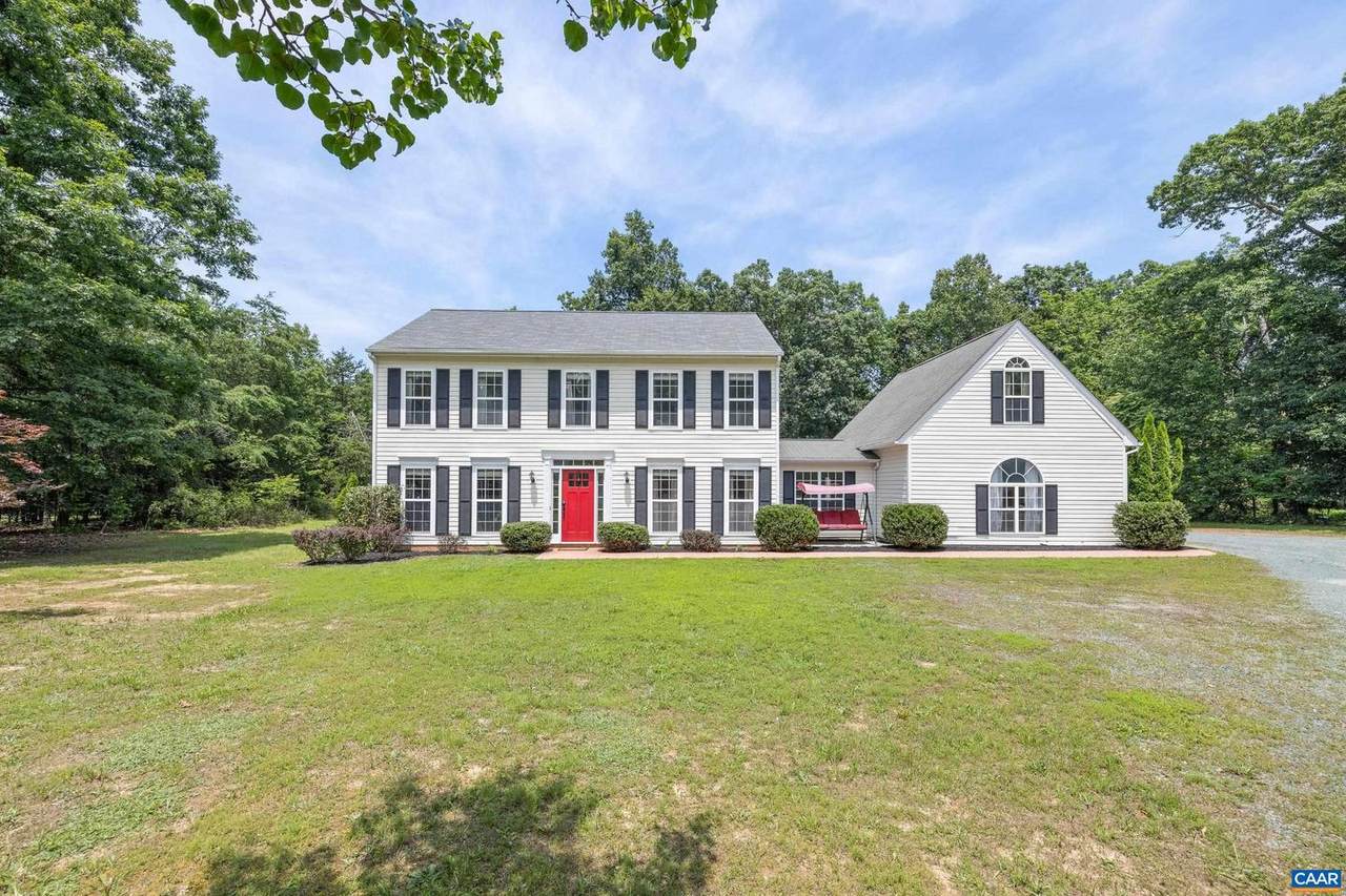 366 Saint Ivy Ave - Photo 1