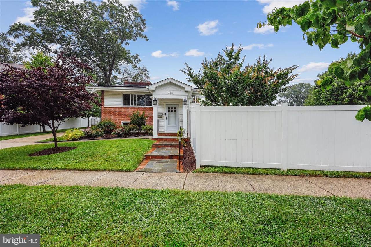 11218 Monticello Avenue - Photo 1
