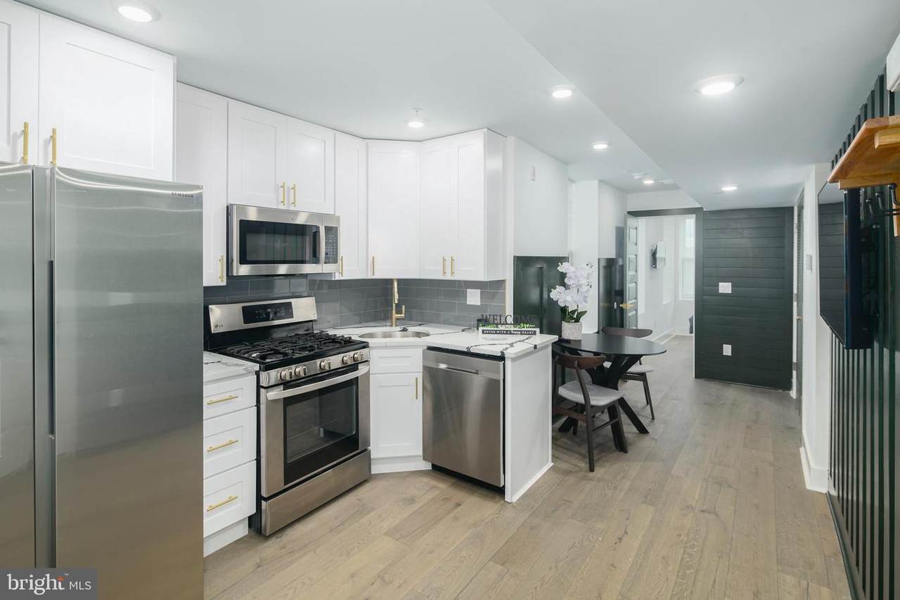 3127 Richmond Street - Photo 1