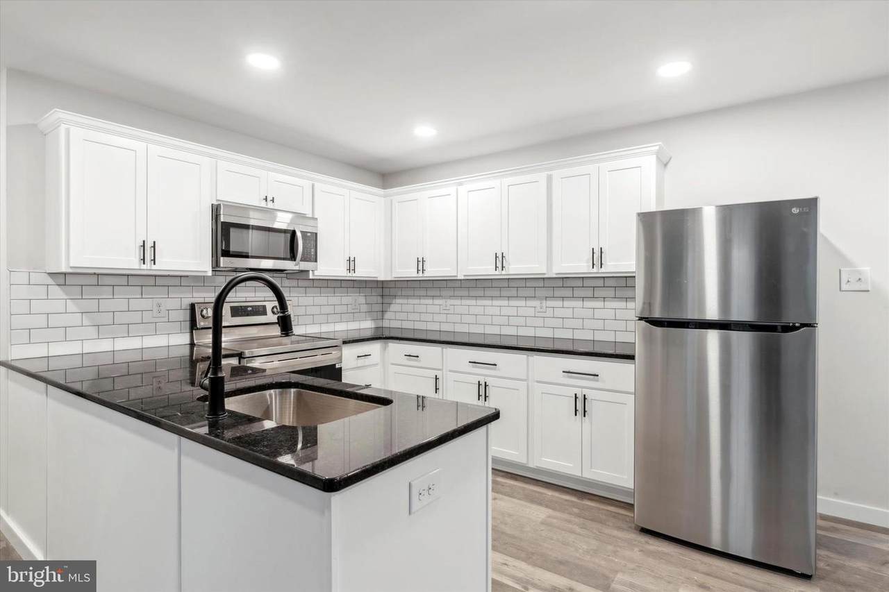 908 Baltimore Pike - Photo 1