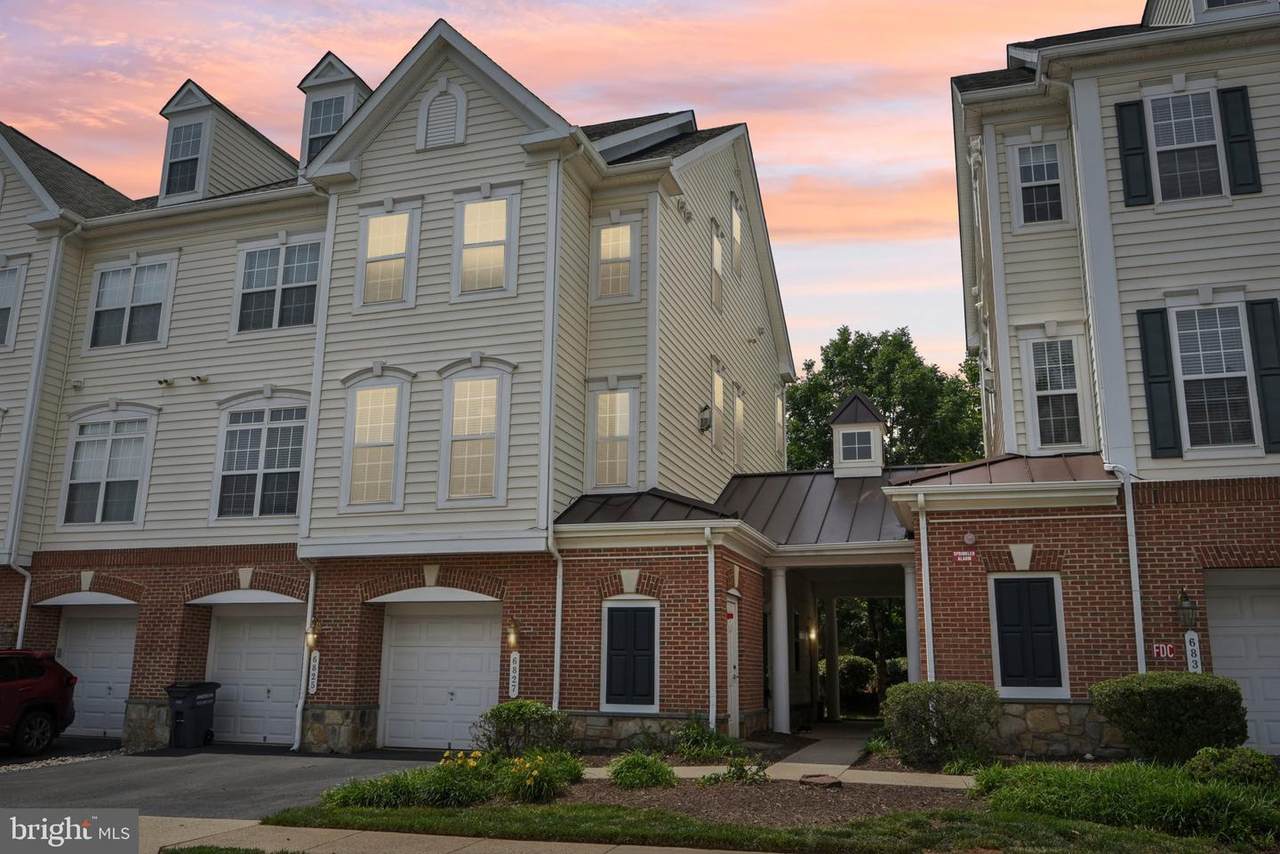6827 Hampton Bay Lane - Photo 1