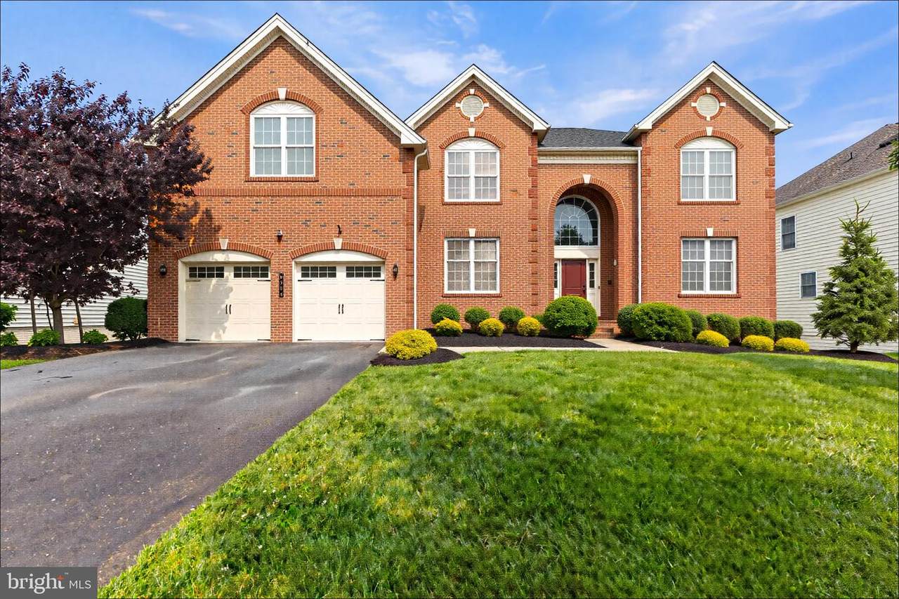 4504 Cross Country Terrace - Photo 1