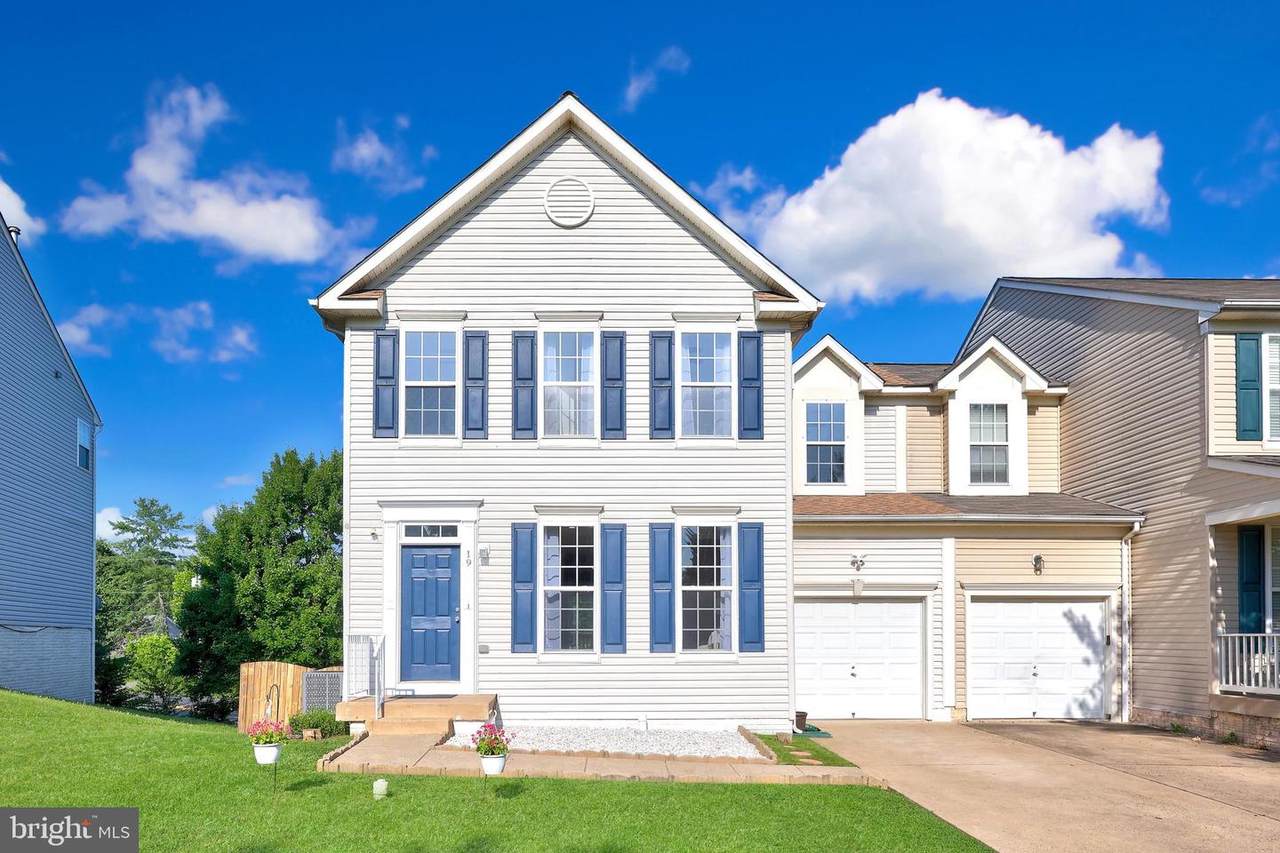 19 Barnum Drive - Photo 1
