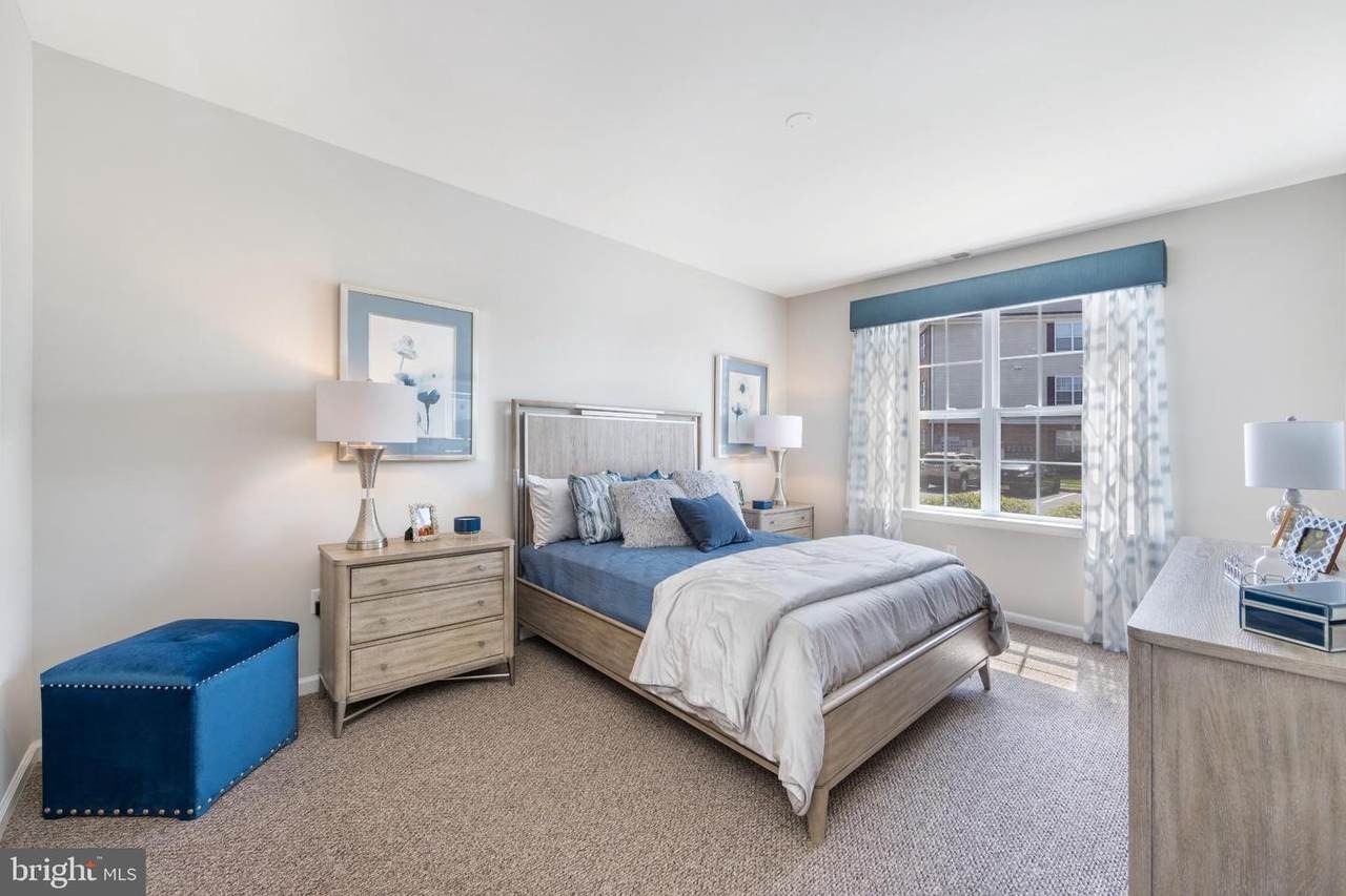 198 Camelot Court - Photo 1