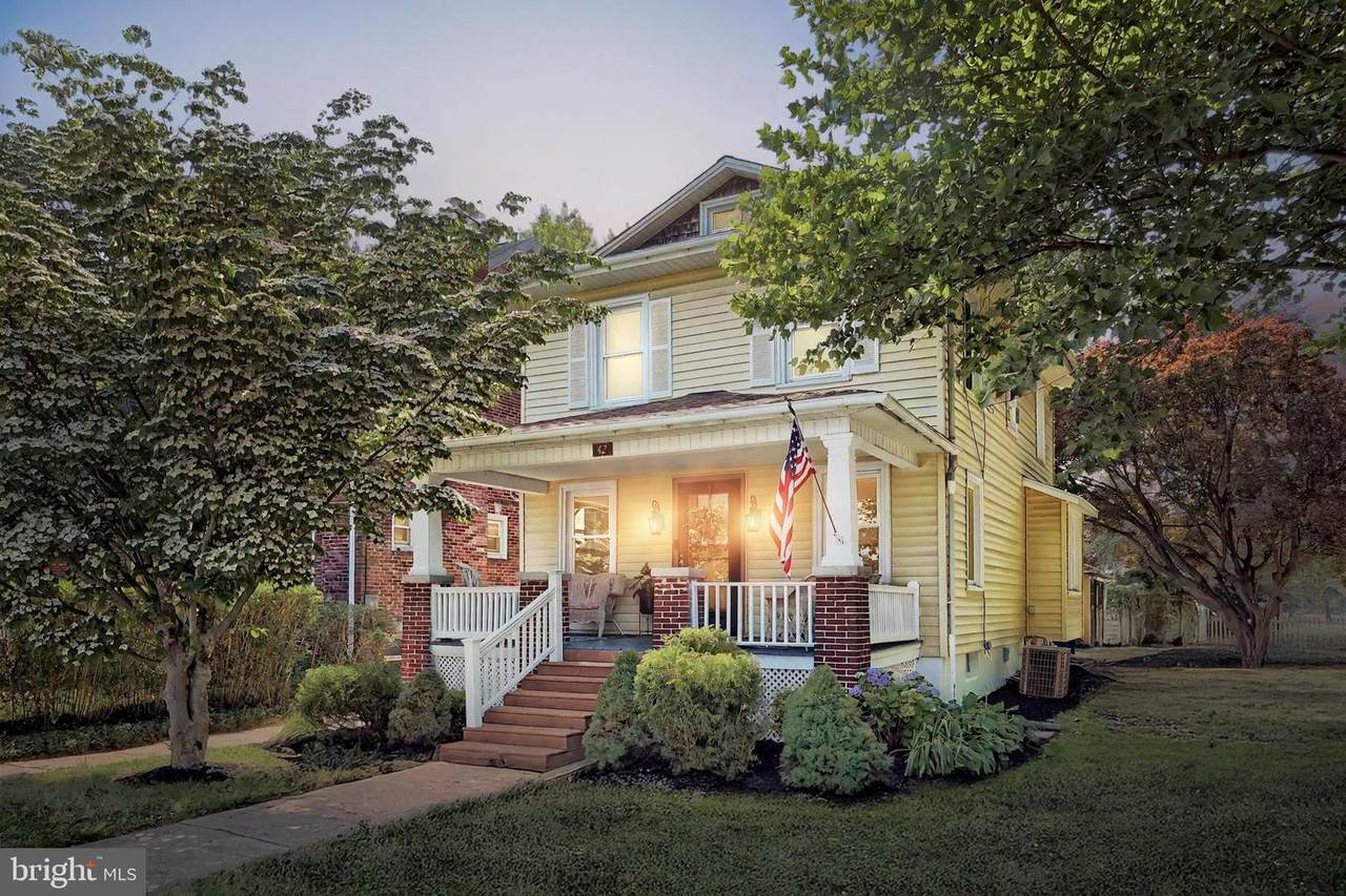 42 Russell Street - Photo 1