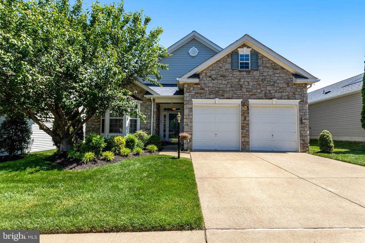 17275 Four Seasons Drive - Photo 1