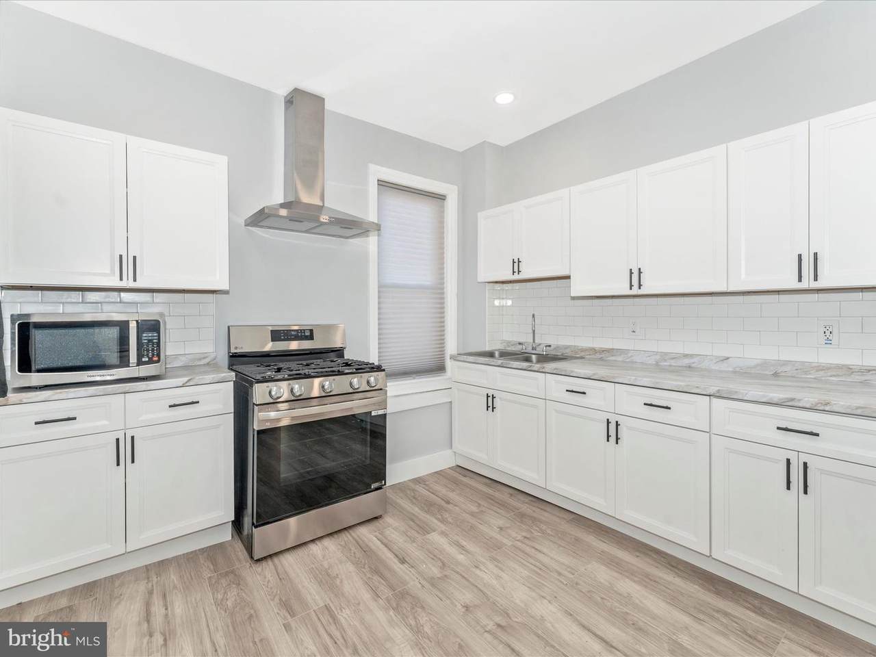 300 Cannon Avenue - Photo 1