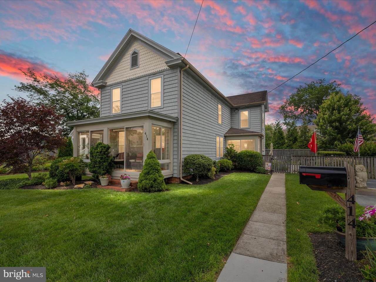 414 Aurora Street - Photo 1