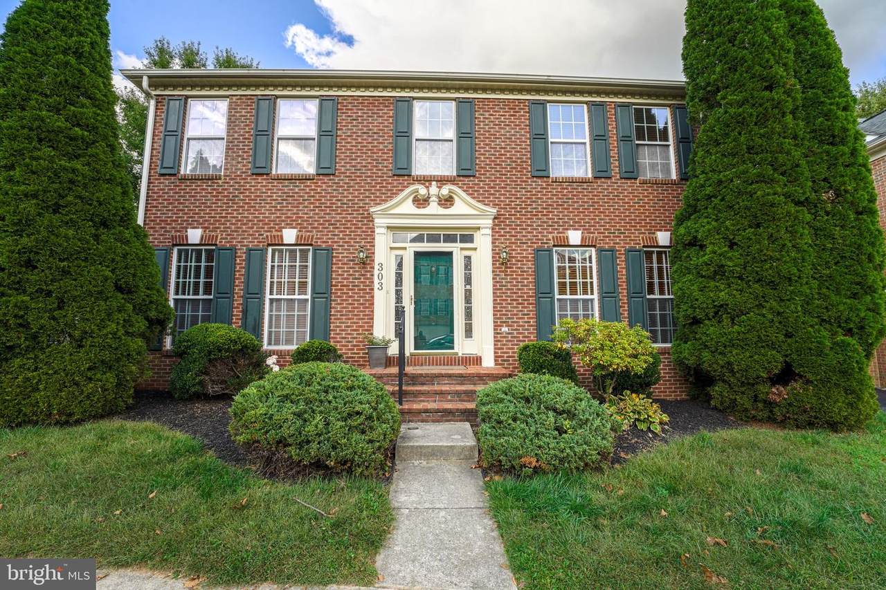 303 Highland Ridge Avenue - Photo 1
