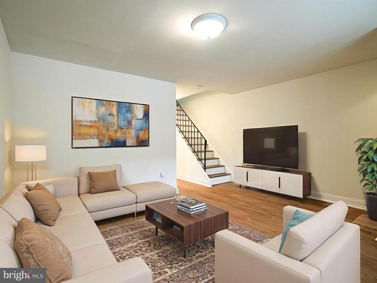1520 Thompson Street - Photo 1