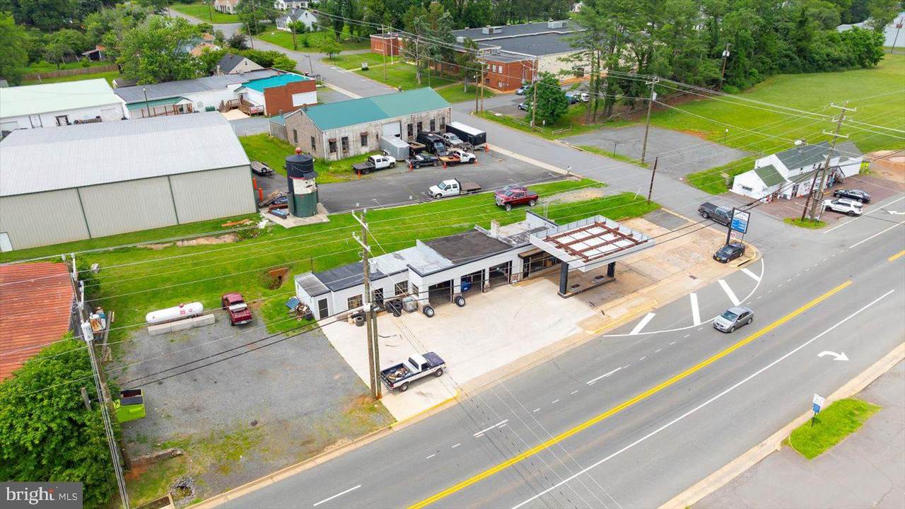 275 Berry Hill Road - Photo 1