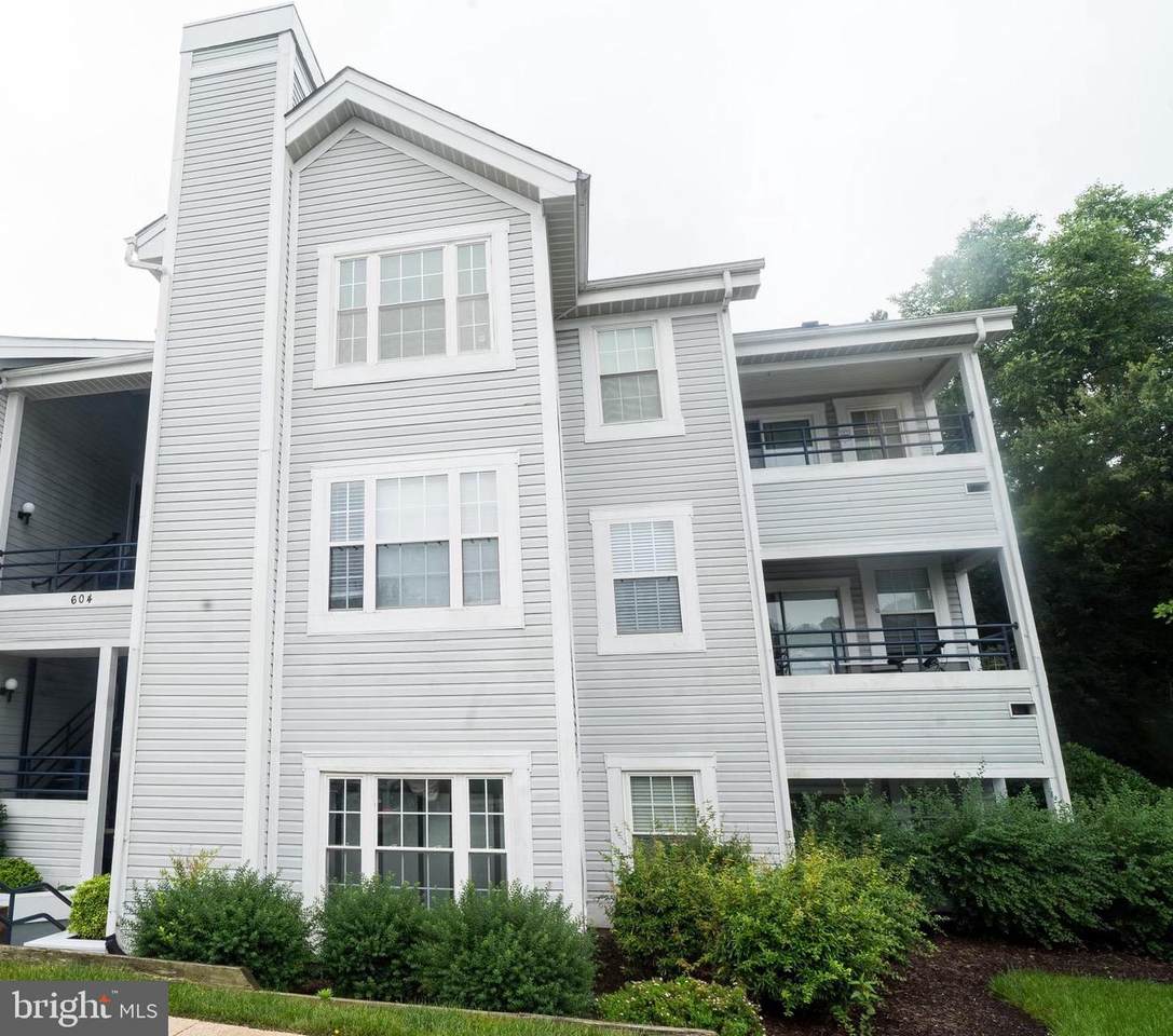 604 Rolling Hill Walk - Photo 1