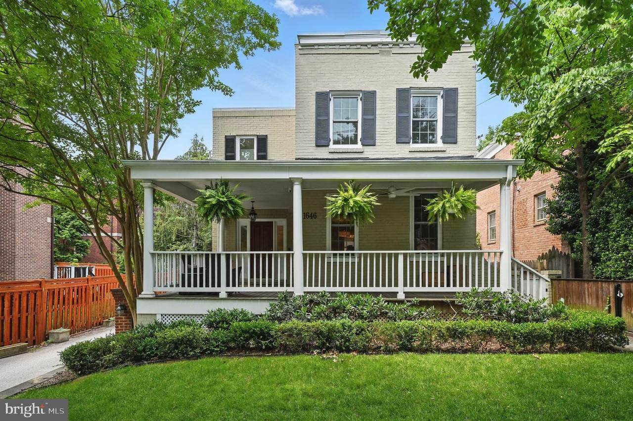 1646 Foxhall Road - Photo 1