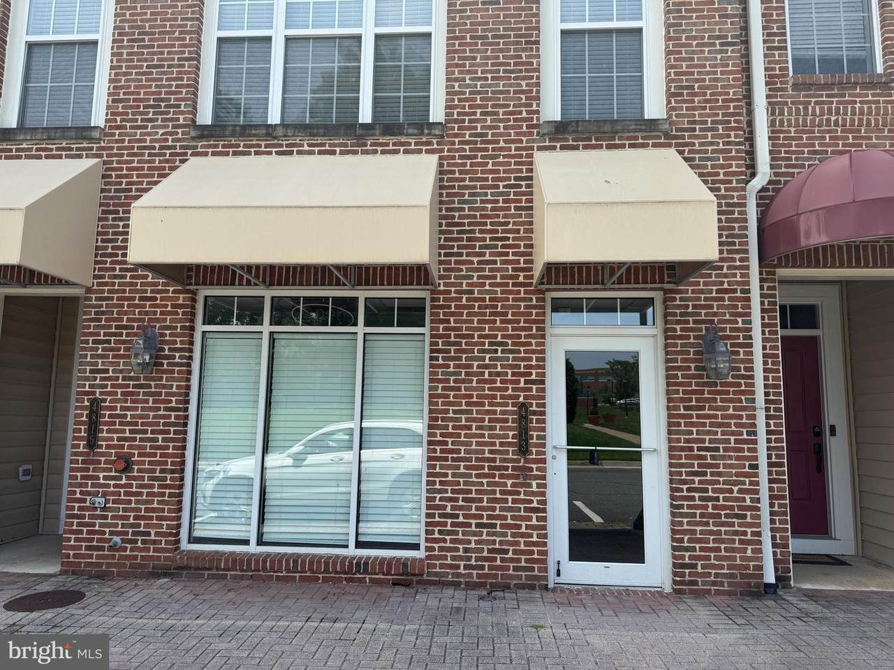 4813 Dashiell Place - Photo 1