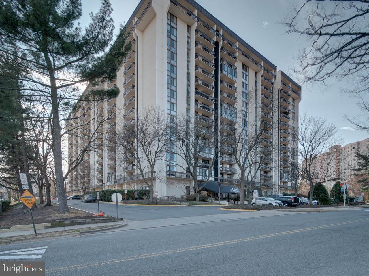5300 Holmes Run Parkway - Photo 1