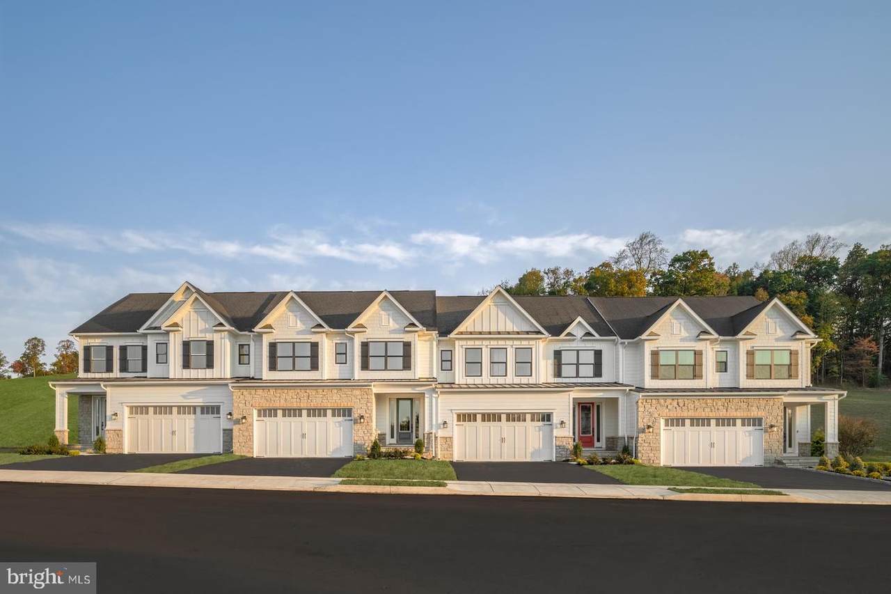 3266 Selig Lane - Photo 1