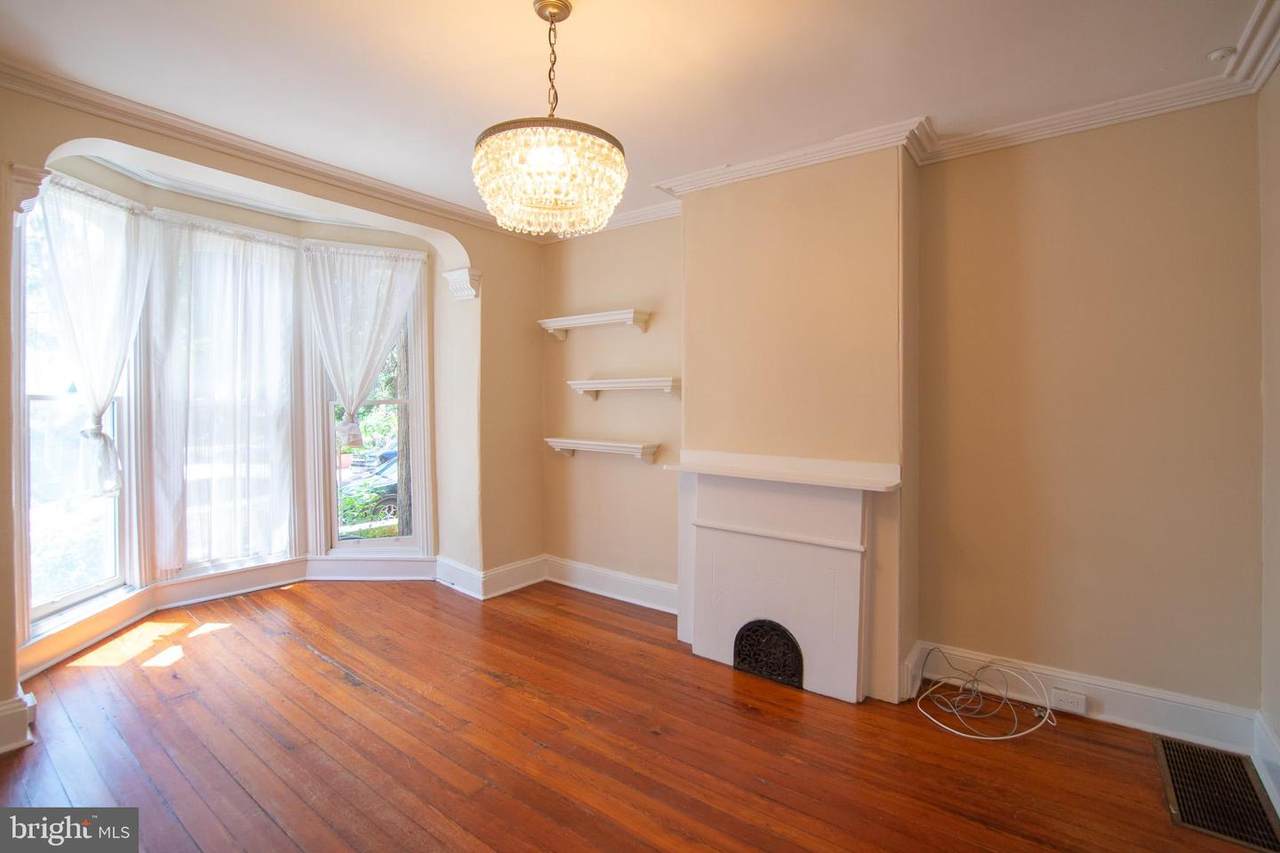 2211 Bainbridge Street - Photo 1
