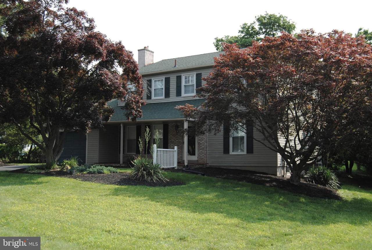 720 Ross Drive - Photo 1